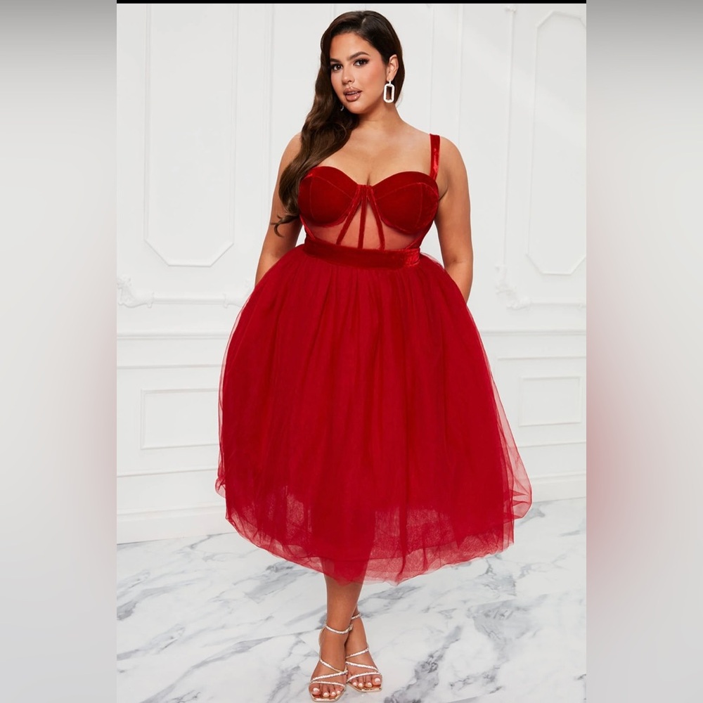 Plus Size 1x Fashion Nova Red Royal Fantasy Tulle Gown red corset dress